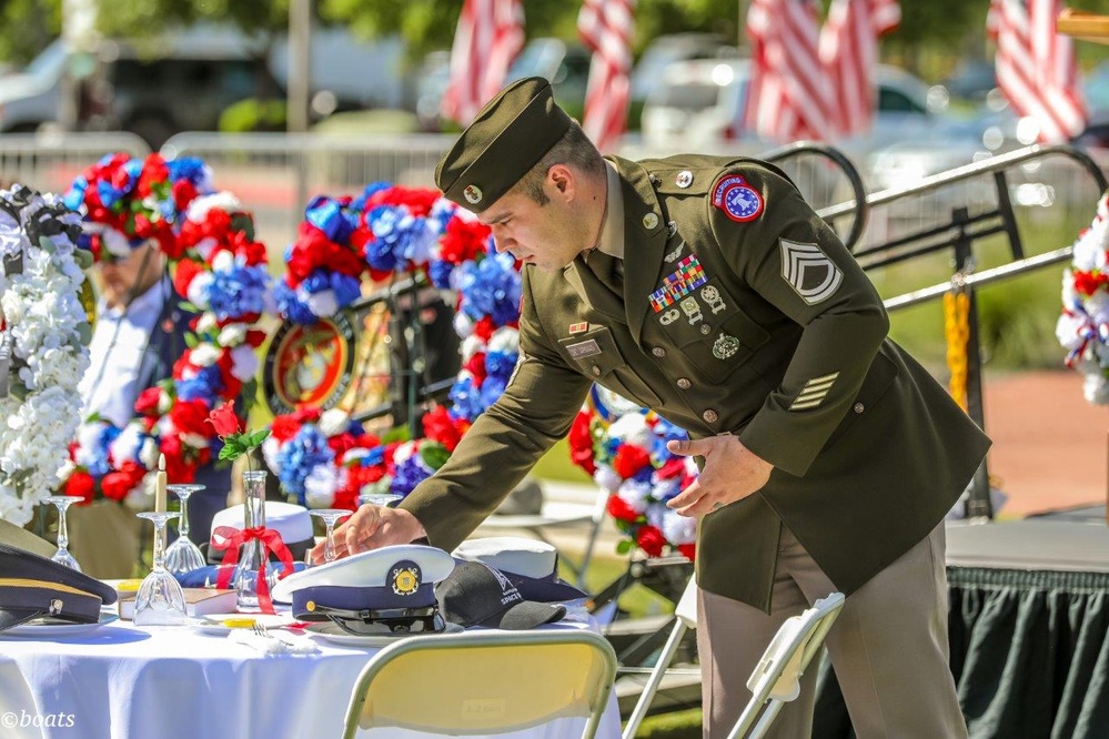 Phoenix recruiters attend Anthem Memorial Day Ceremony