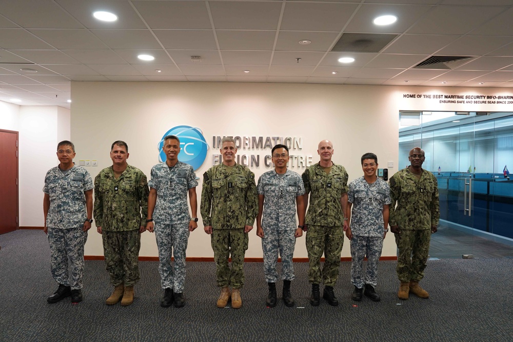 Adm. Koehler Visits Changi Naval Base