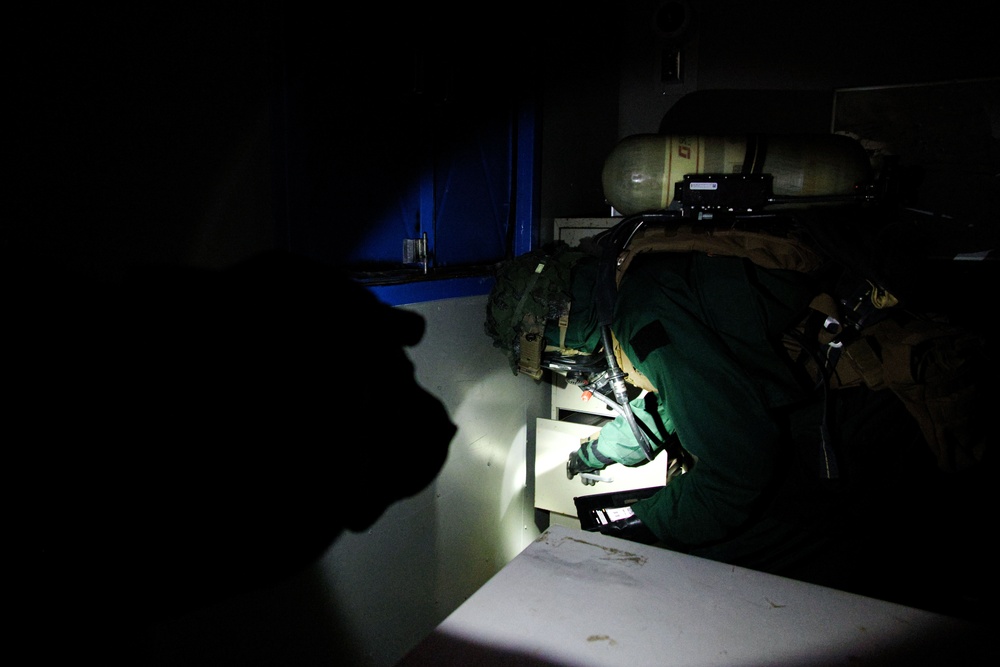 Marines Execute MOUT Clearing Procedures in Simulated CBRN Environment