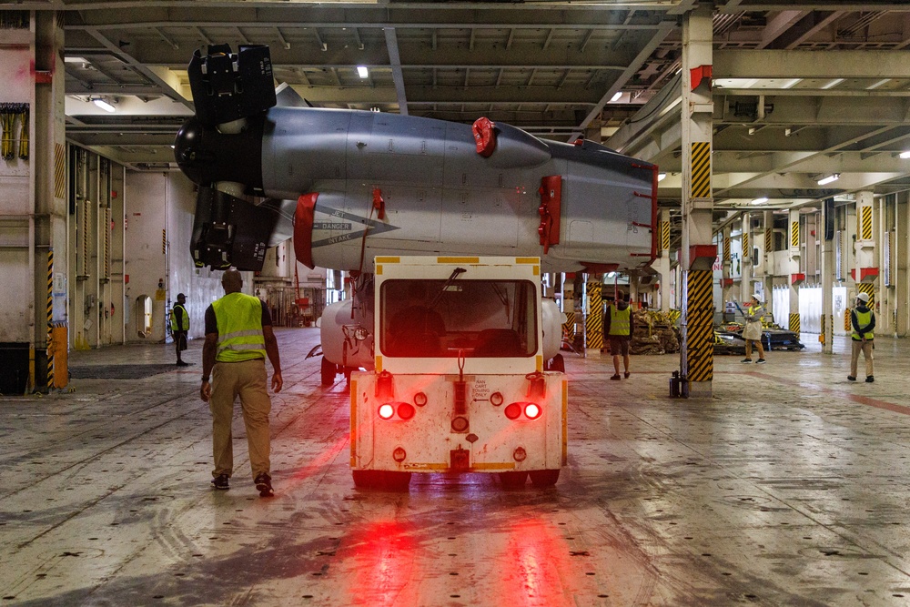 Drop Off: JGSDF V-22s offloaded in Iwakuni