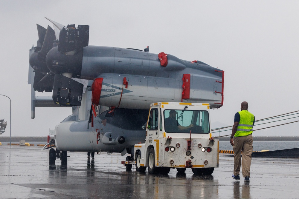 Drop Off: JGSDF V-22s offloaded in Iwakuni