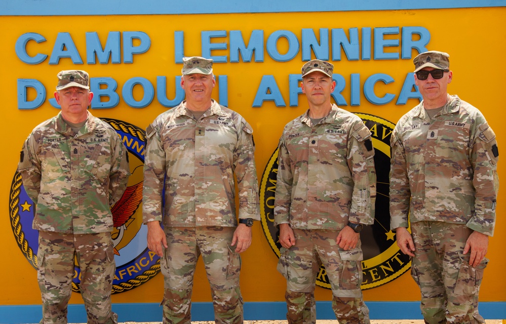 Maj. Gen. visits Apache Troop