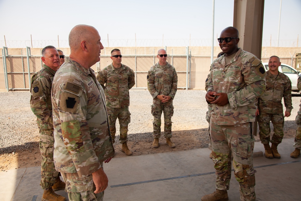 Maj. Gen. visits Apache Troop