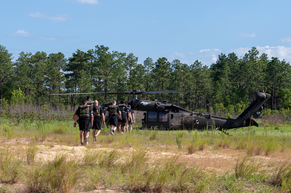 20th Engineer Brigade and 82nd Airborne Division Conduct Helocast Operations