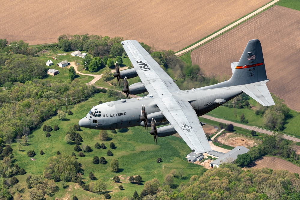 182nd Airlift Wing C-130H Hercules training sortie over Peoria, Ill., April 30, 2024