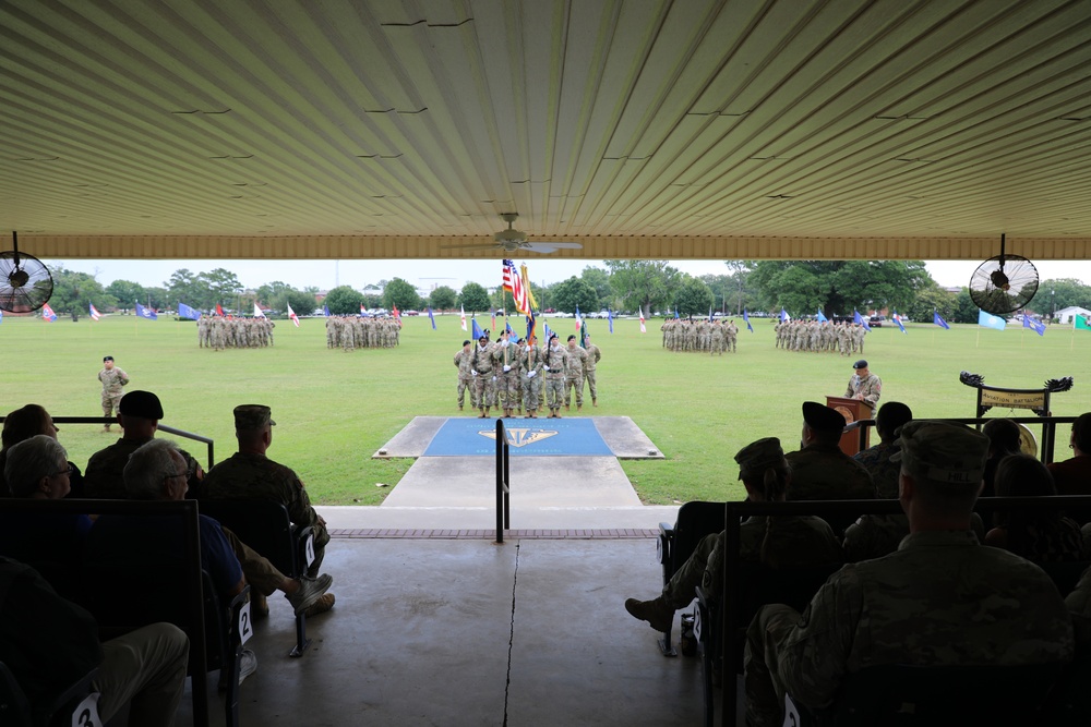 DVIDS - Images - 1-145th Aviation Change Of Responsibility [Image 10 Of 10]