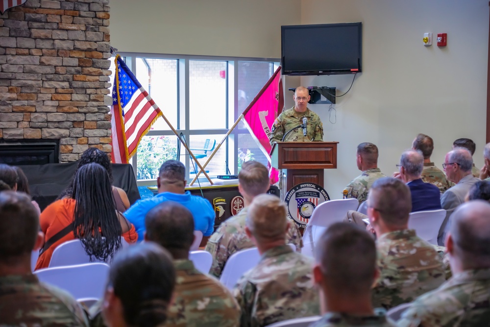 Fort Campbell SRU Rededicates Memorial Garden