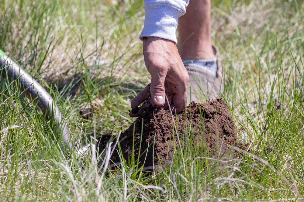 Omaha District partners with WOZU group to plant native vegetation near Standing Rock bike trails