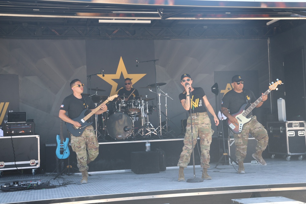 Army 'As You Were' Band entertains crowds in Miami