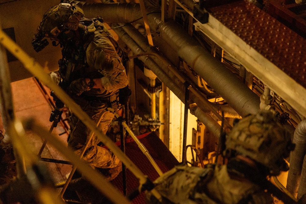 Marine Raiders conduct VBSS operations during Advanced Maritime Training Package