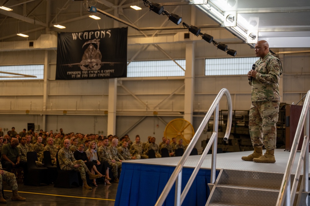 USSTRATCOM Commander Visits Barksdale AFB