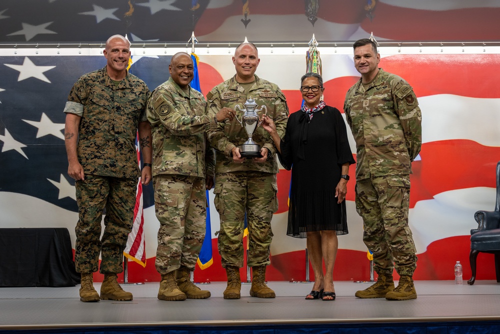 USSTRATCOM Commander Visits Barksdale AFB