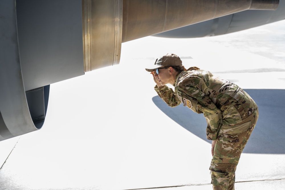 KC-135s refuel F-15s in U.S. Central Command