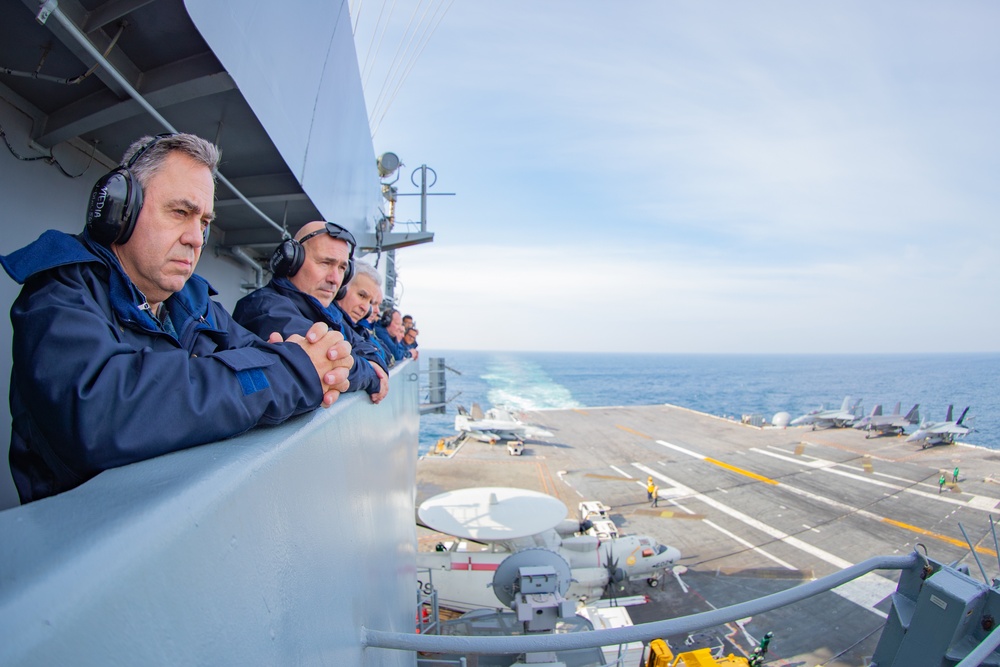 Argentine navy observes flight operations aboard USSGW