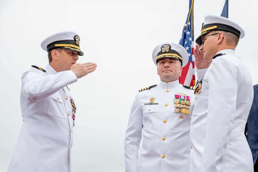 Hampton Welcomes Their New Commanding Officer