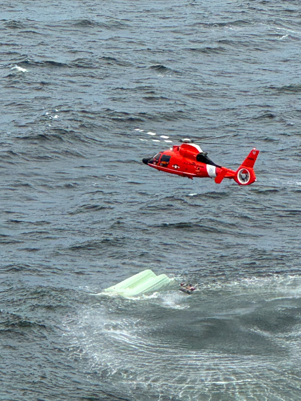 Coast Guard rescues 4 boaters near Dauphin Island, Alabama