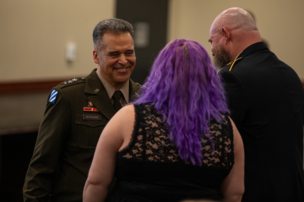 Sgt 1st Class James Welch receives Purple Heart