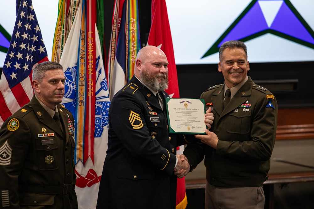 Sgt 1st Class James Welch receives Purple Heart