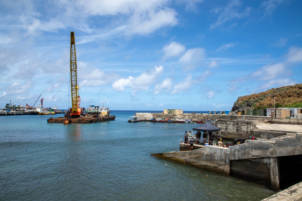 Fortifying partnerships: US Army, AFP divers clear Basco Port obstacles