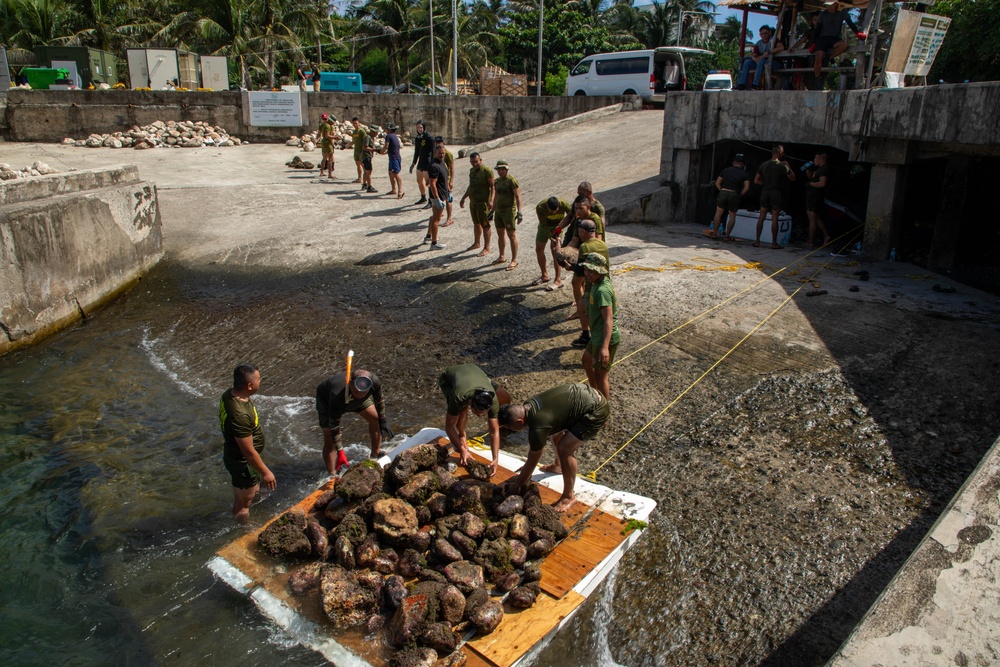 Fortifying partnerships: US Army, AFP divers clear Basco Port obstacles