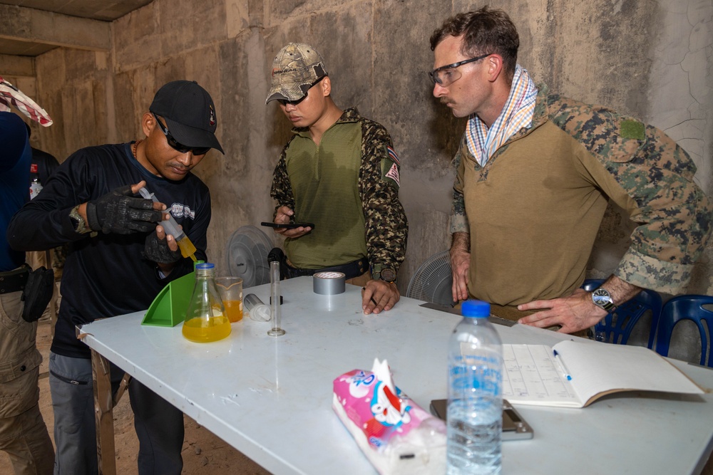 HMA Thailand | EOD Conducts 3D Printed Special Charges Training