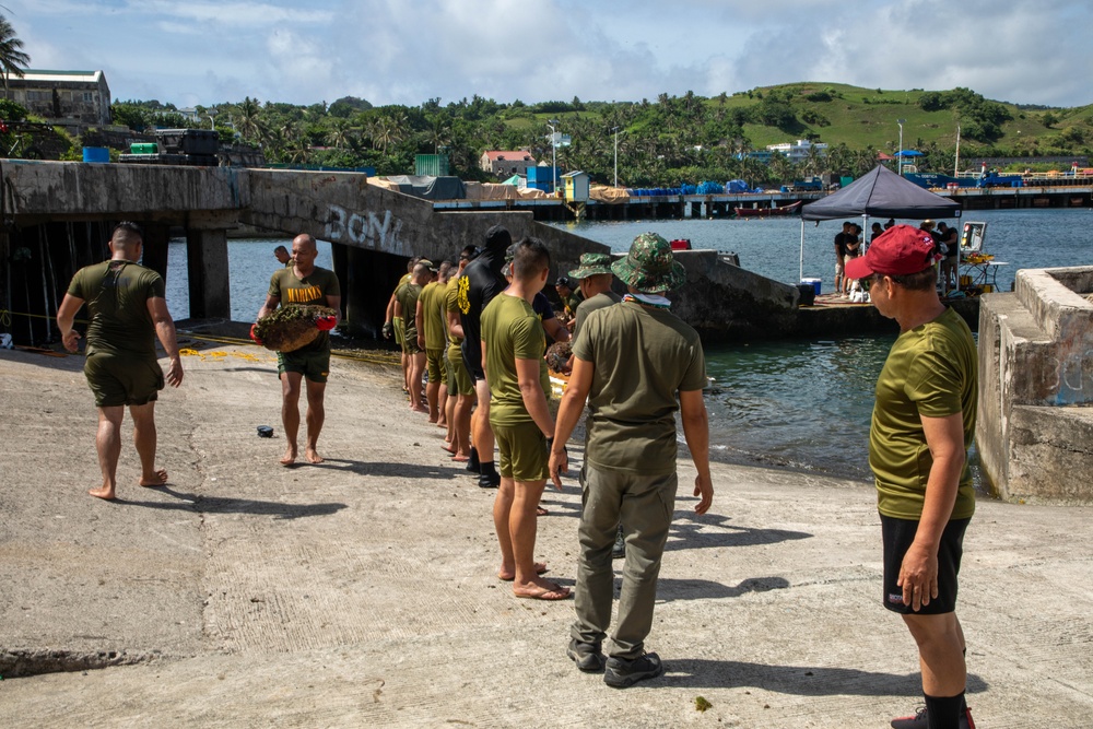 Fortifying partnerships: US Army, AFP divers clear Basco Port obstacles