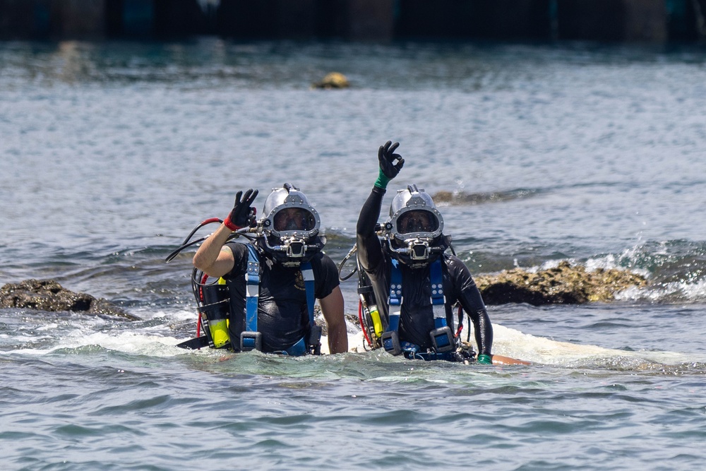 Fortifying partnerships: US Army, AFP divers clear Basco Port obstacles