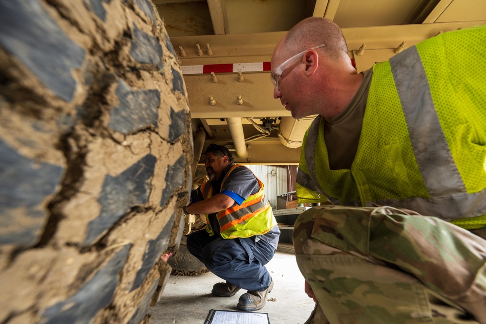 1015 Maintenance Company with Hands On Training from 63rd Readiness Division During Annual Training