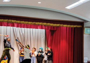 MARINES’ SUPPORT OF NAGO ENGLISH DAY CAMP STILL GOING STRONG AFTER A DECADE / 海兵隊、名護市の子供たちへ支援続けて10年越え