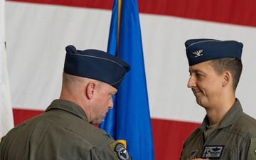 8th Operations Group changes hands