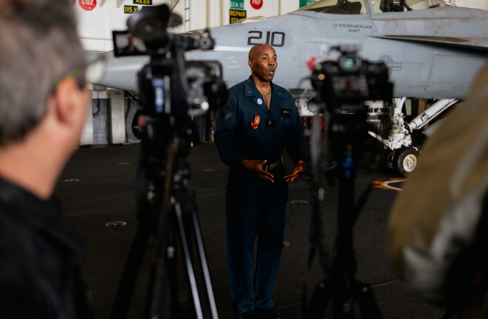 George Washington Conducts a Bi-Lateral Exercise with the Argentine Navy