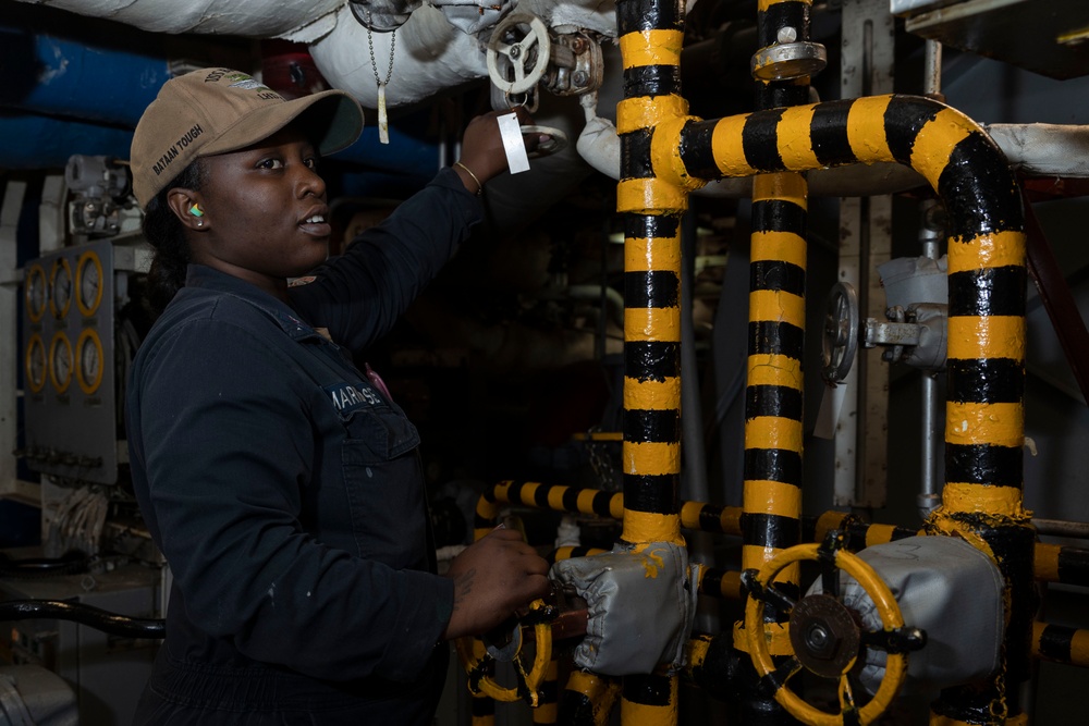 USS Bataan Stands Full Female Engineering Watch Team