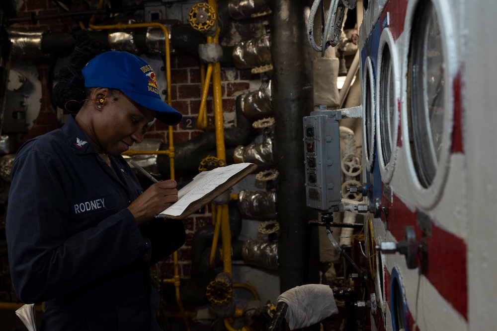 USS Bataan Stands Full Female Engineering Watch Team