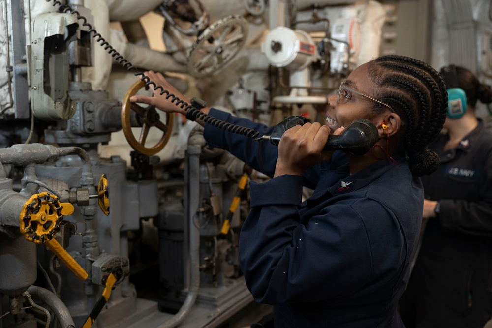 USS Bataan Stands Full Female Engineering Watch Team