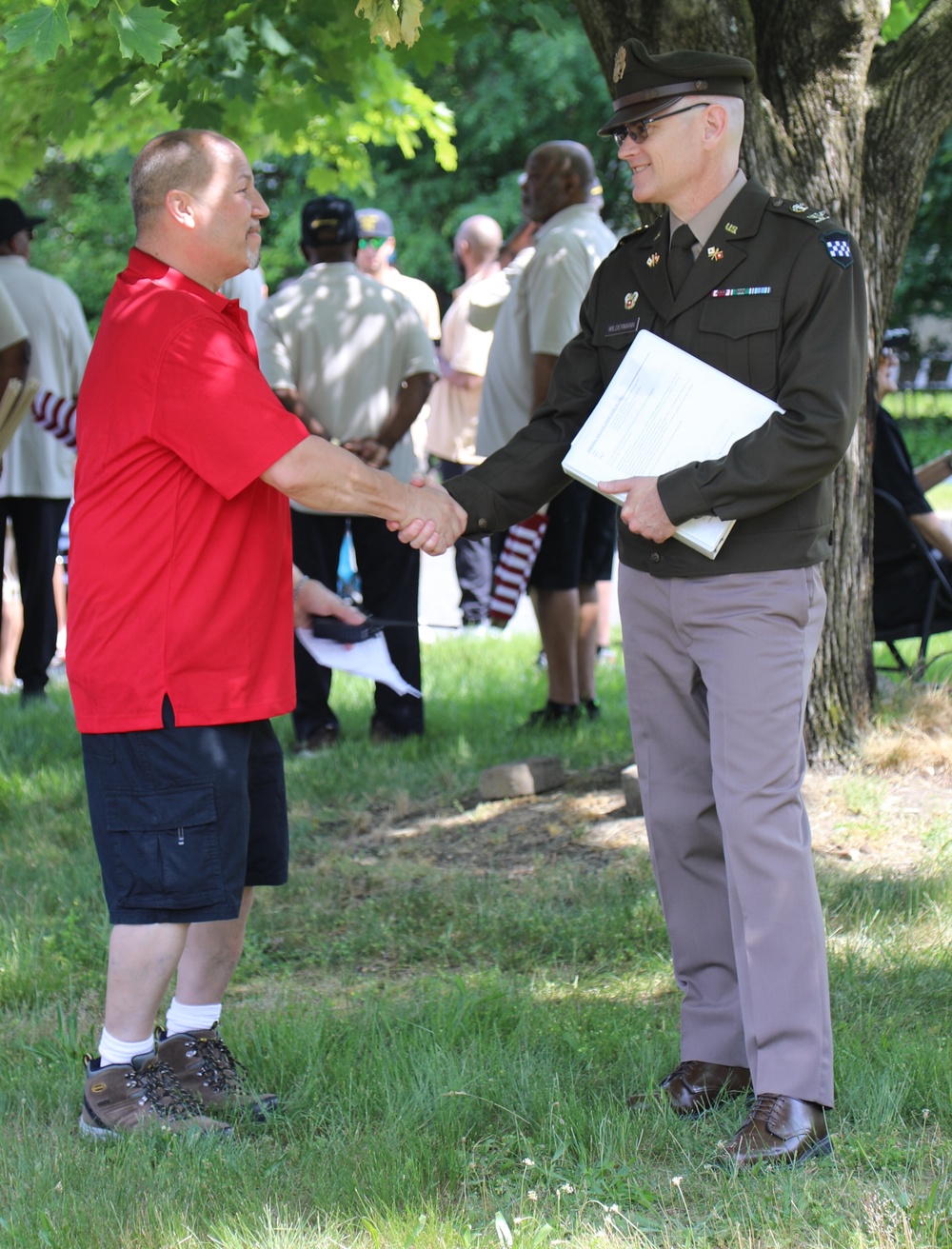 U.S. Army Reserve leader honors fallen on Memorial Day