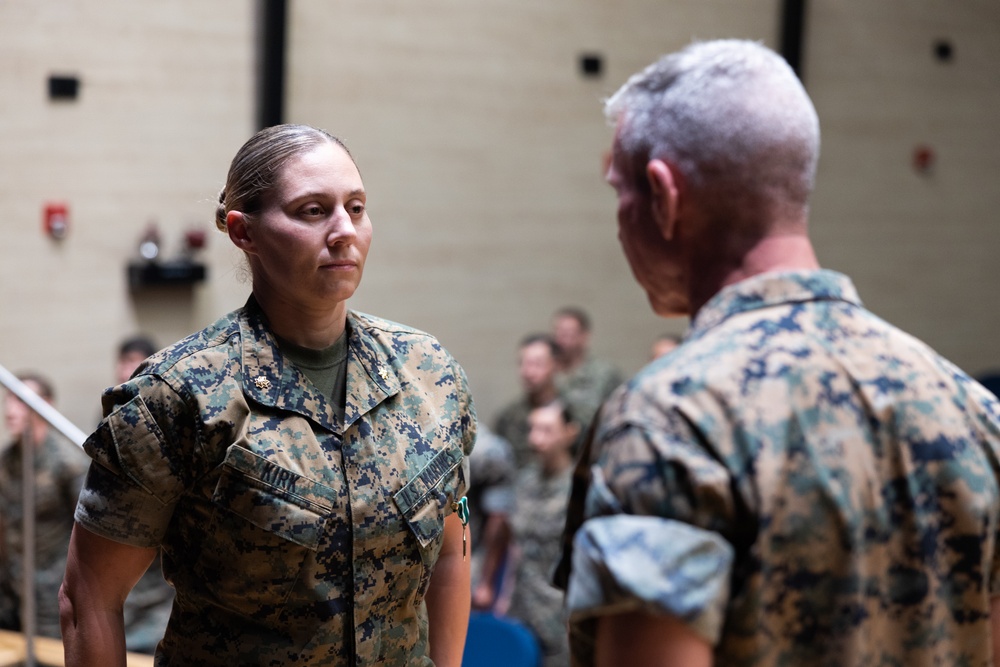 Commandant, Sergeant Major of the Marine Corps visit TF 61/2