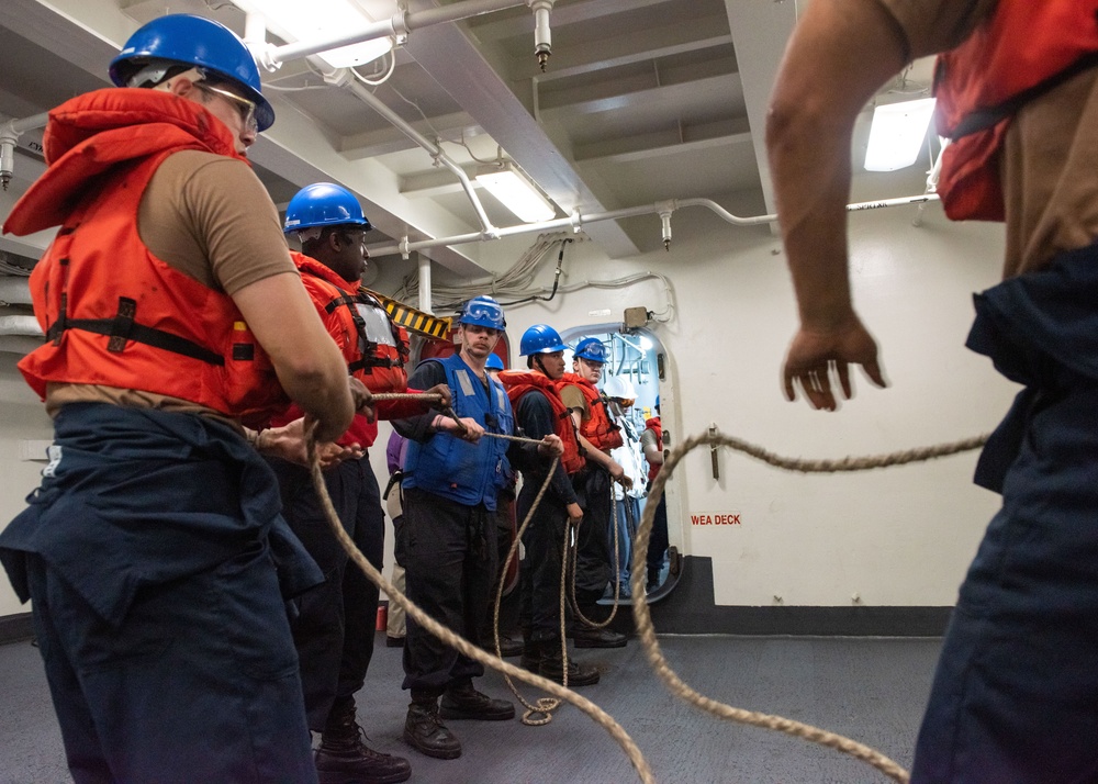 USS Ronald Reagan (CVN 76) conducts a fueling-at-sea with USNS John Ericsson (T-AO 194)