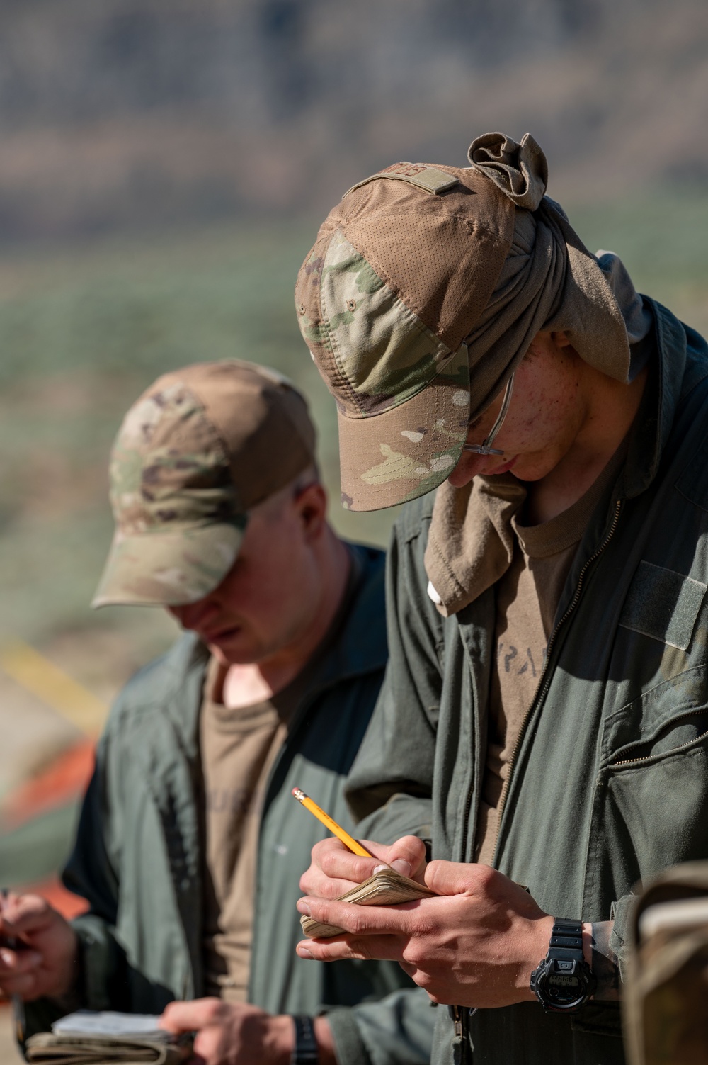 SERE Specialist Students Train in Desert Environment