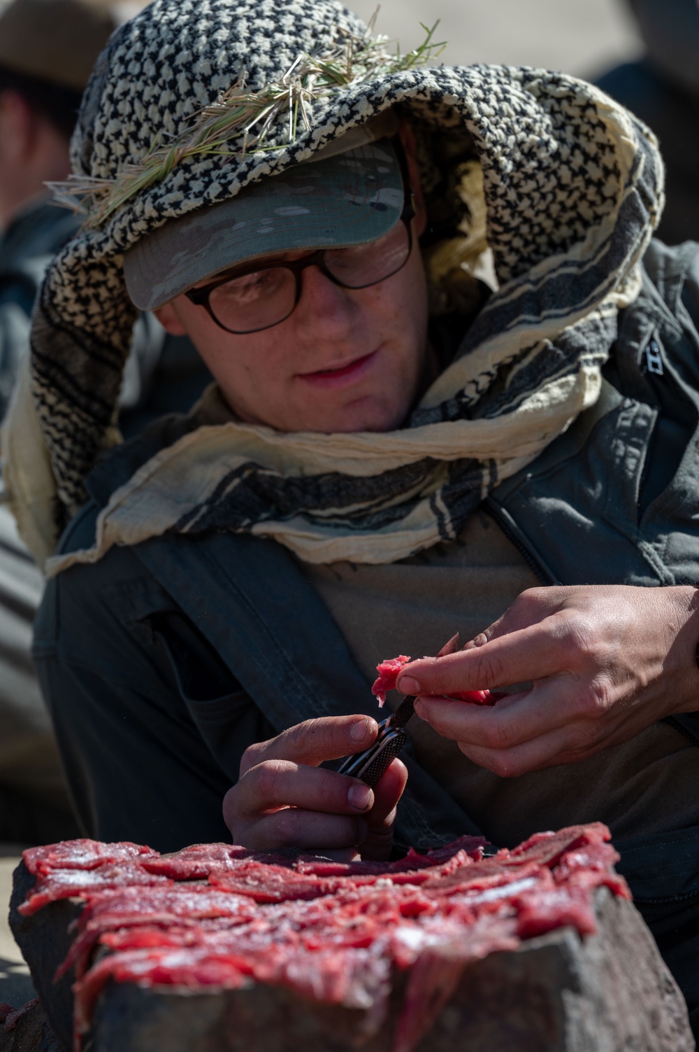 SERE Specialist Students Train in Desert Environment