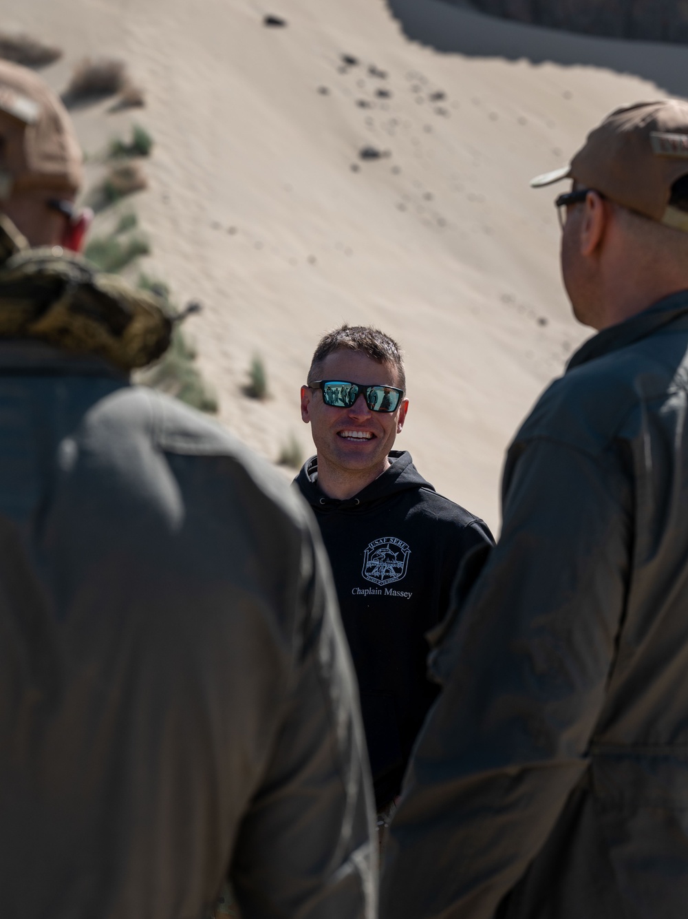 SERE Specialist Students Train in Desert Environment