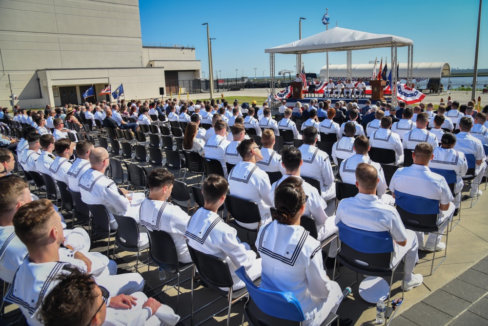 Naval Nuclear Power Training Unit Charleston Conducts Change of Command