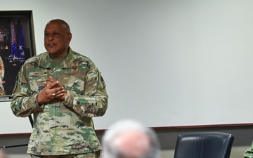 USSTRATCOM Commander Visits Barksdale AFB