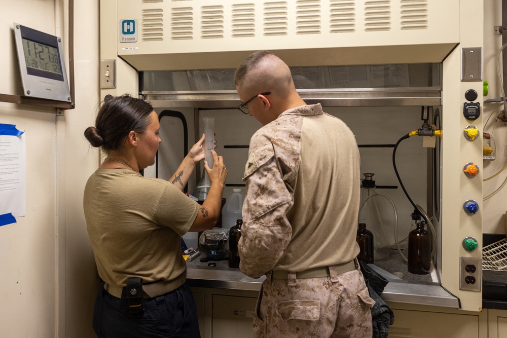 6th ESB Marines Conduct Fuel Lab Tests