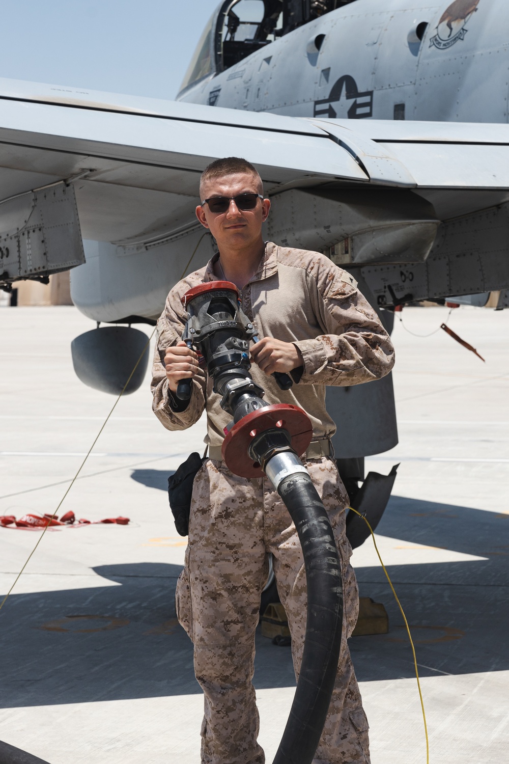 6th ESB Marines Fuel U.S. Air Force A10 Thunderbolt