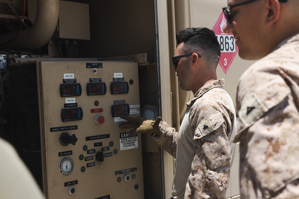 6th ESB Marines Fuel U.S. Air Force A10 Thunderbolt