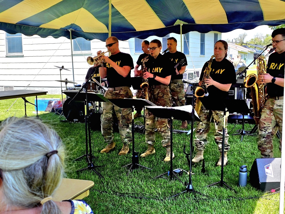 DVIDS - Images - Army Reserve’s 204th Army Band performs during 2024 ...