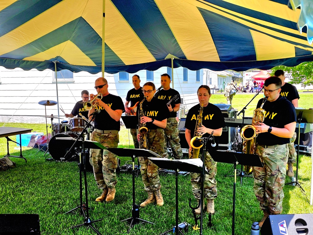 DVIDS - Images - Army Reserve’s 204th Army Band performs during 2024 ...