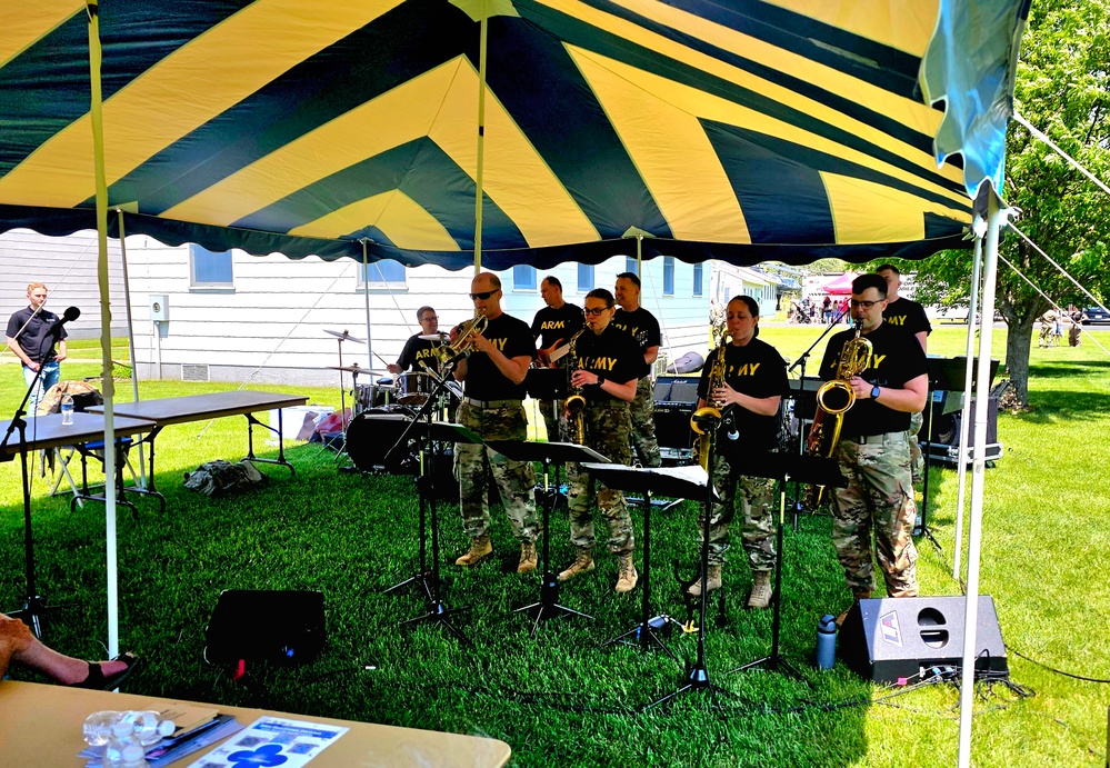 DVIDS - Images - Army Reserve’s 204th Army Band performs during 2024 ...