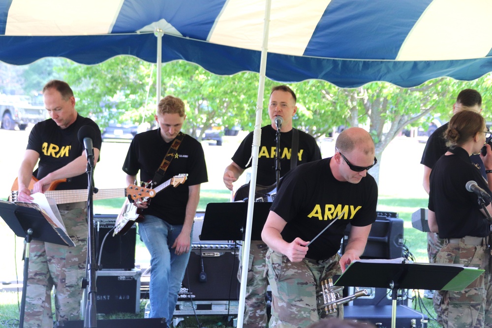 DVIDS - Images - Army Reserve’s 204th Army Band performs during 2024 ...