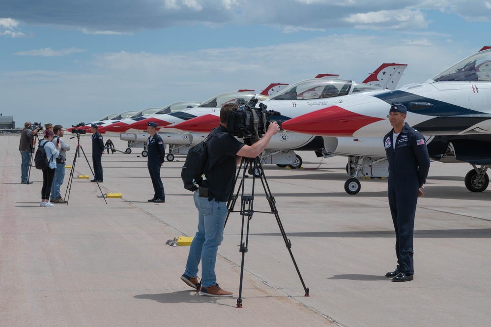 Thunderbirds arrive for the Air Force Academy graduation